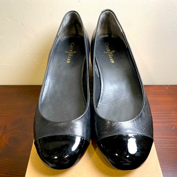 Cole Haan Air Bria cap toe flat 9 - Picture 2 of 6